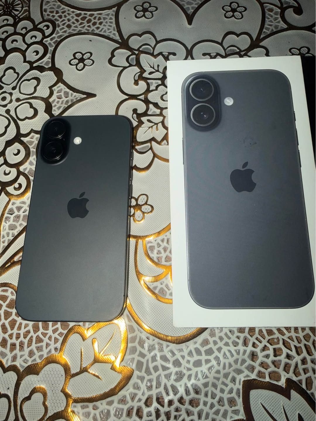 Iphone 17 იდეალურადდ მოვლილი, ყუთით დამტენით. 1999