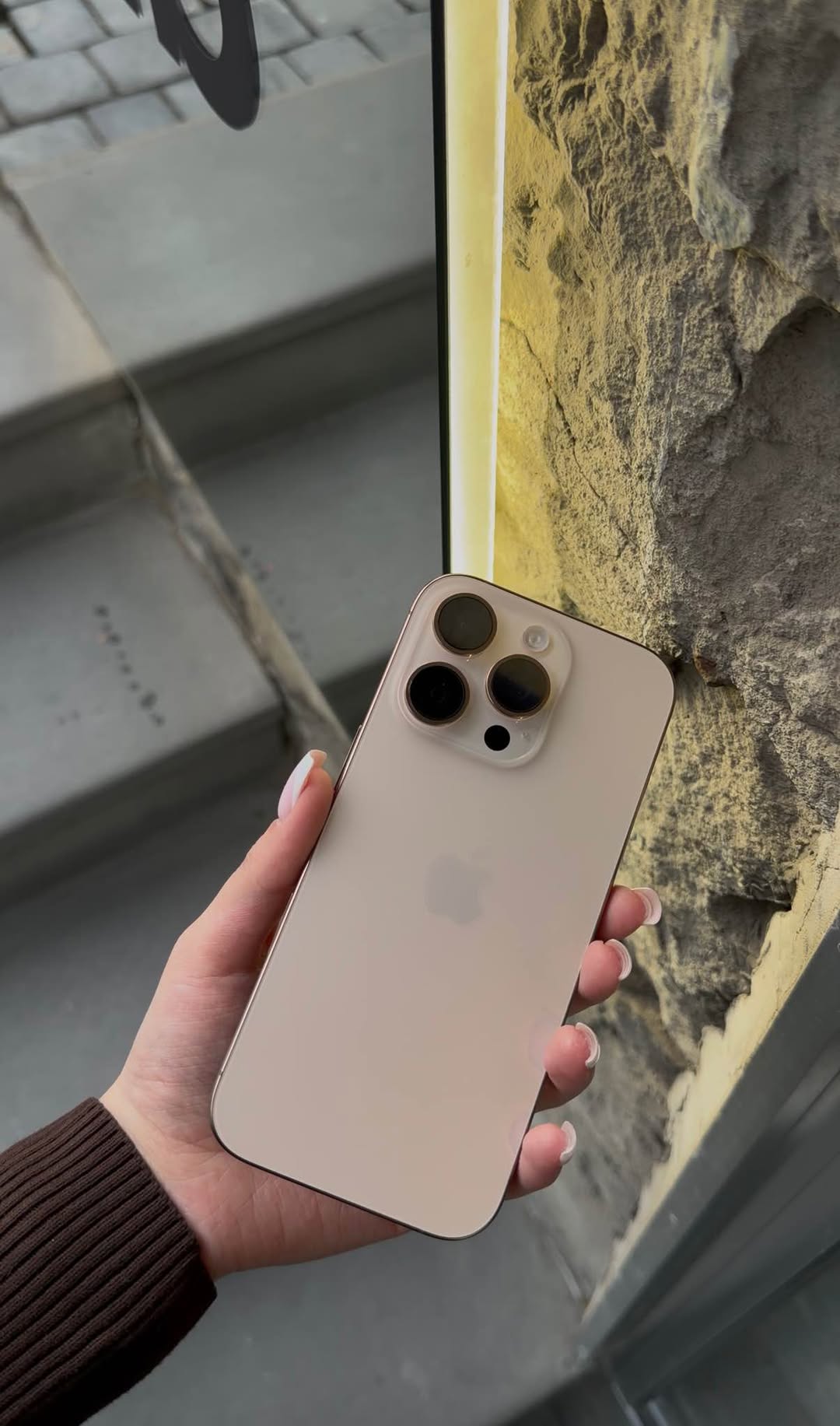 Iphone 16 pro (256gb) 90% մարտկոց — 260,000֏