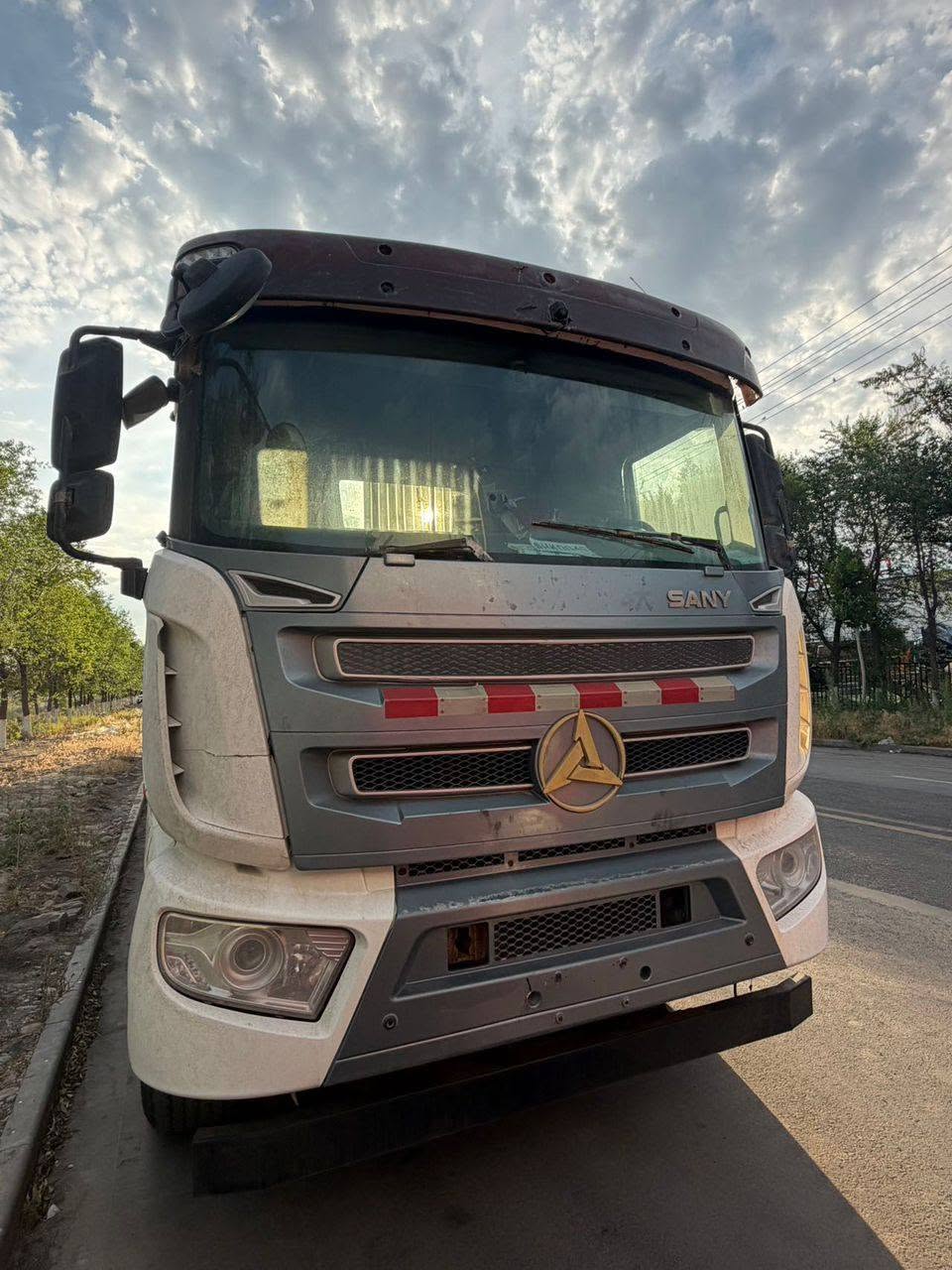 I will hire a driver for Beton Meshalki's car responsibly