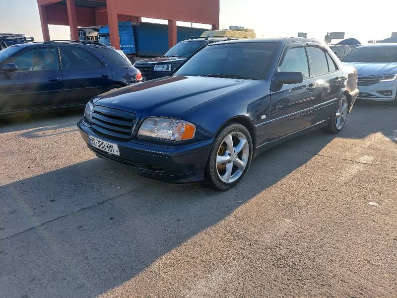 Avtomobil 1997