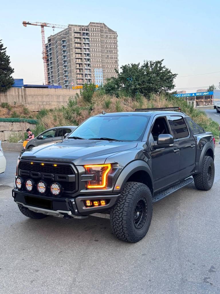 Satılır/dəyişilir ✅️ İstehsalçı: Ford ✅️ Model 2020 — 45,000$