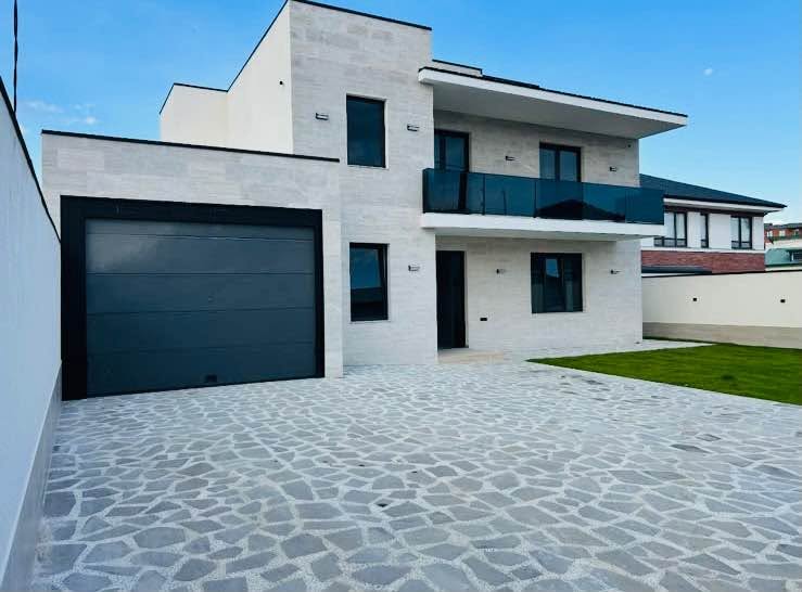 იყიდება ბინა, თბილისი — $3,500