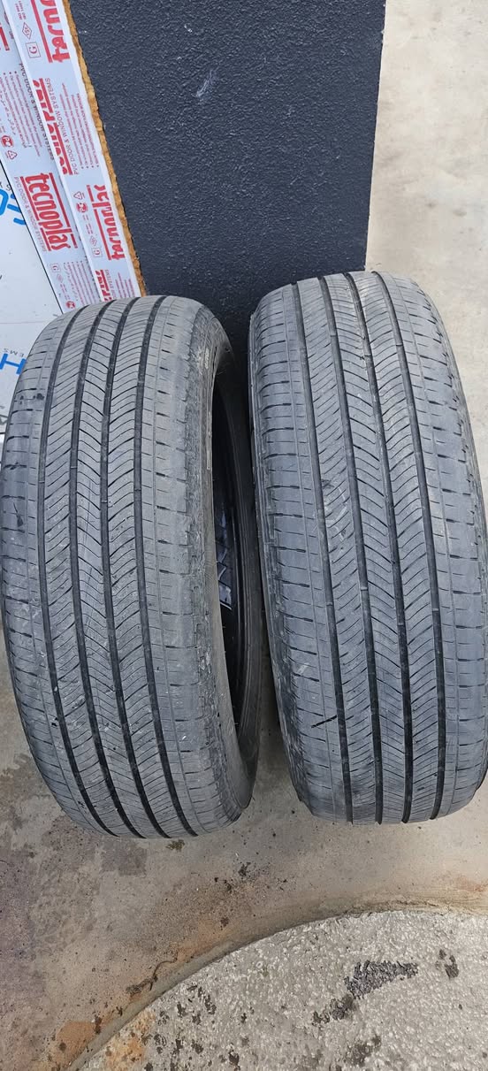 Second-hand Michelin, 2 tires, 60 lari