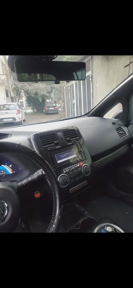 Nissan Leaf 2016