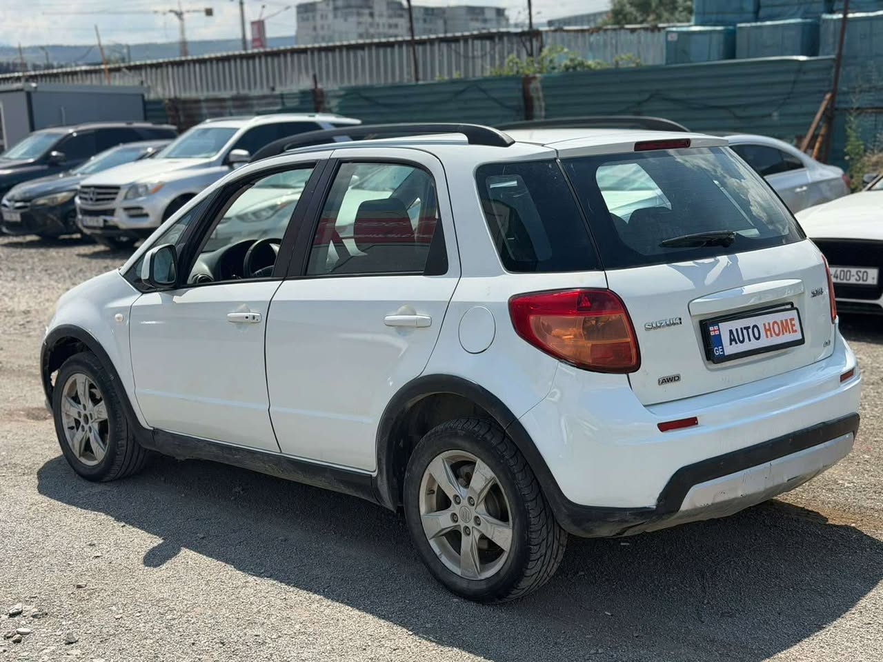 Suzuki SX4 2012 — 2,900$