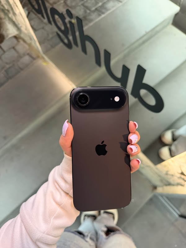 iPhone Air 256GB 94% Sivri 295.000 TL