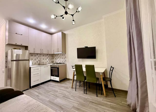 იყიდება ბინა, ბათუმი — $75,000
