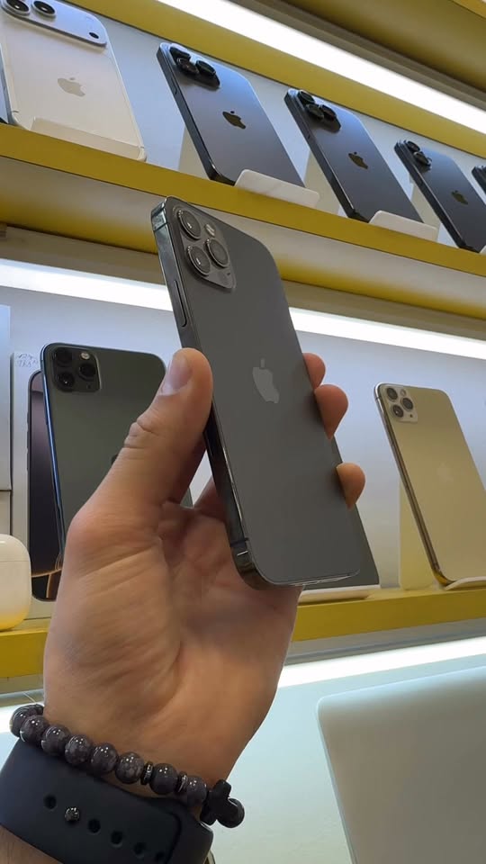 iPhone 12 Pro 🔥85,000🔥 128GB 82%🔋 — 85,000 AMD