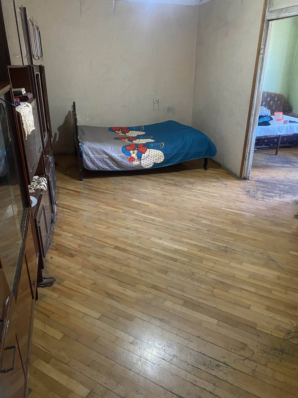 იყიდება 2-ოთახიანი ბინა, რუსთავი — $60,000