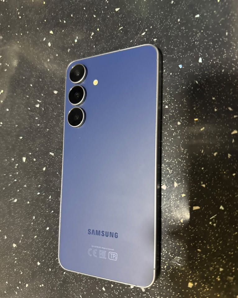 📱 Samsung Galaxy S25 FE + 1900