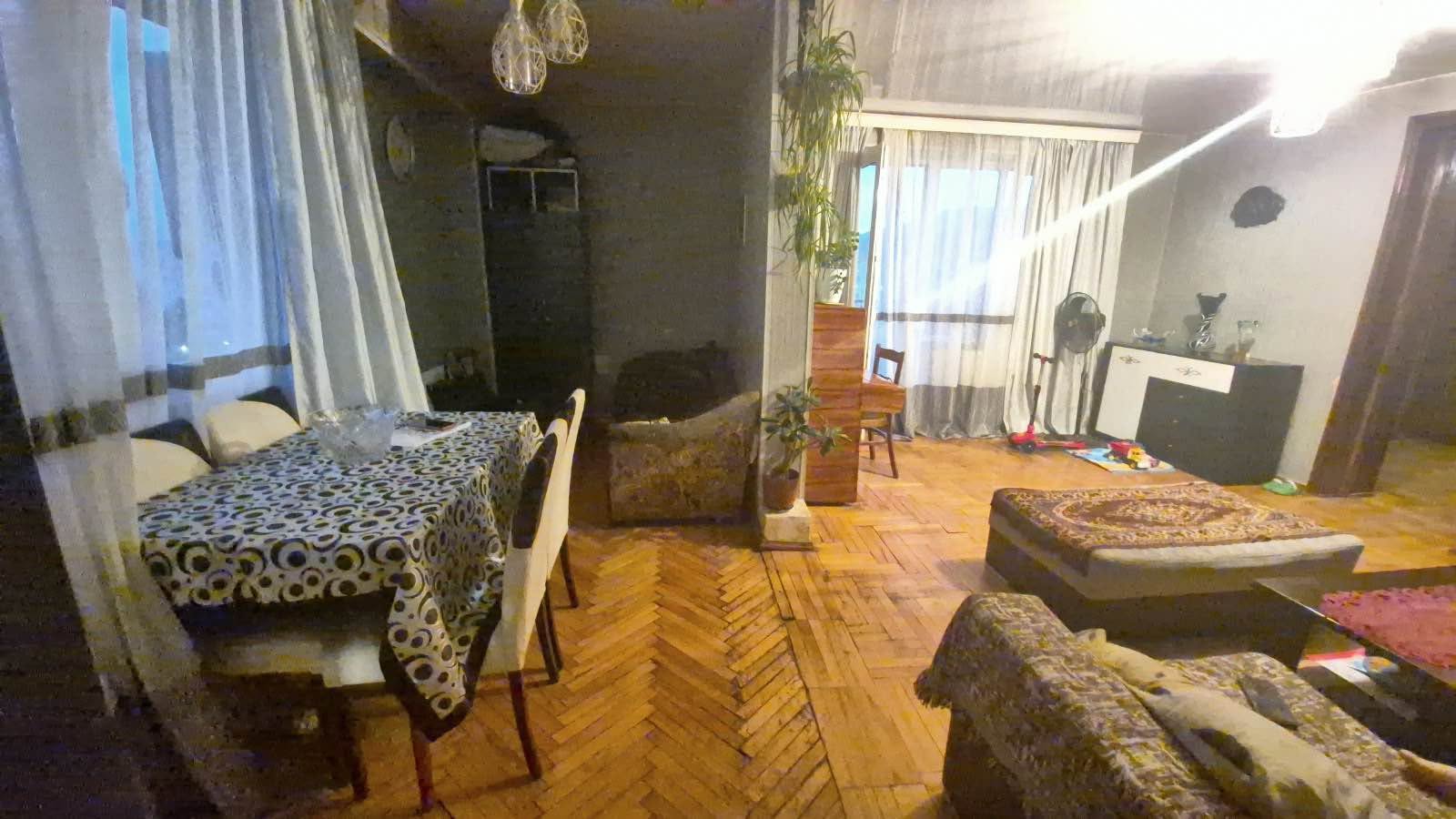 Satılık daire, Tiflis