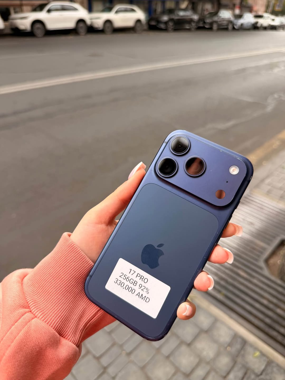 iPhone 17pro(256gb) Իդեալական ինչպես նորը! Ոչ — 330,000֏