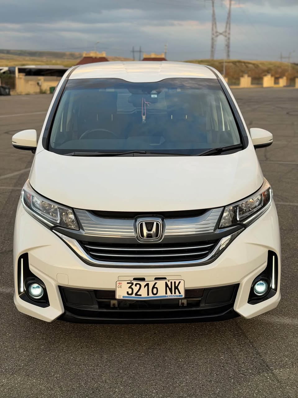 Honda Freed 2018 — 7,100$