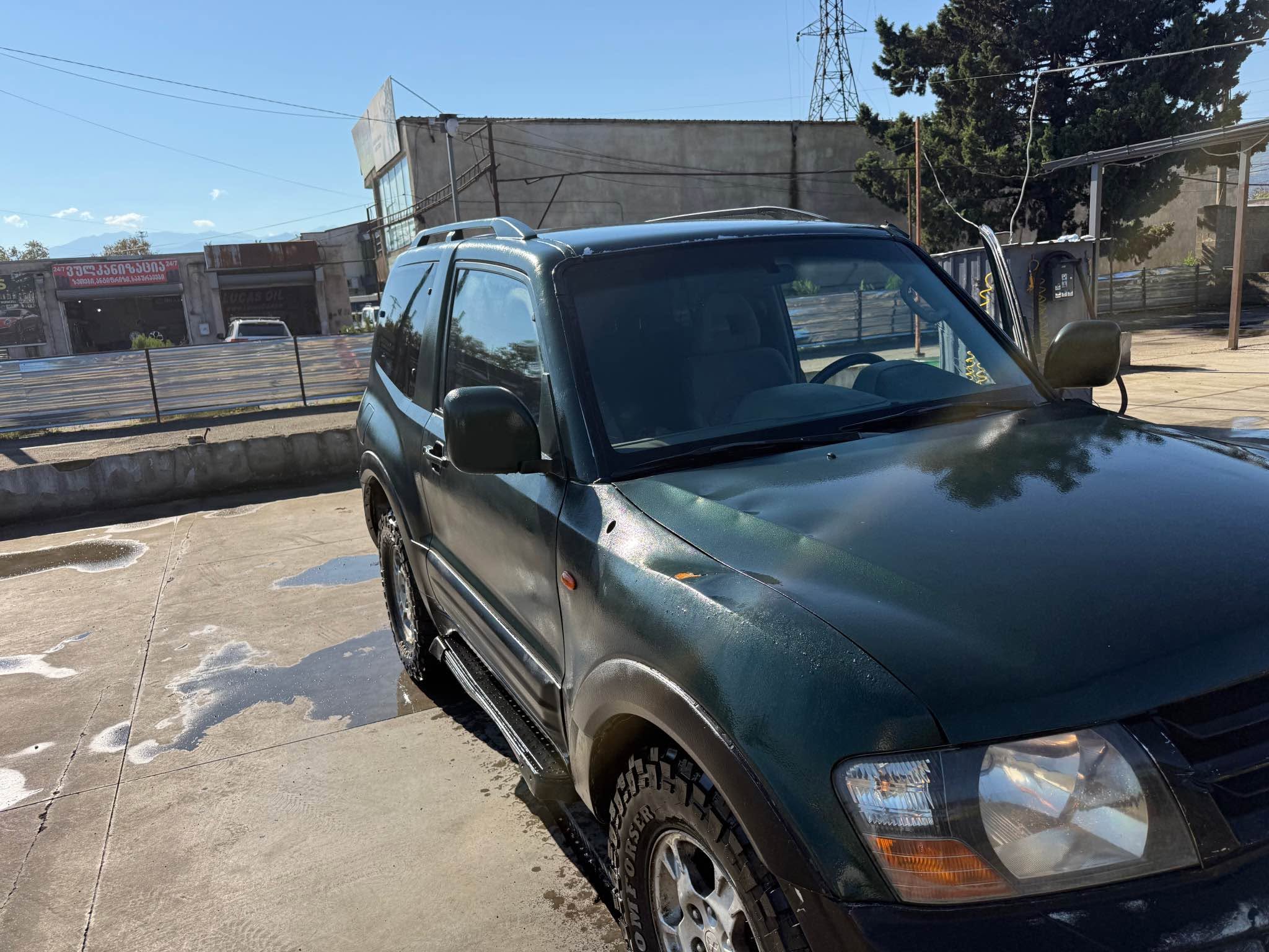 Who replaces the 3.2 Turbo Diesel 2000