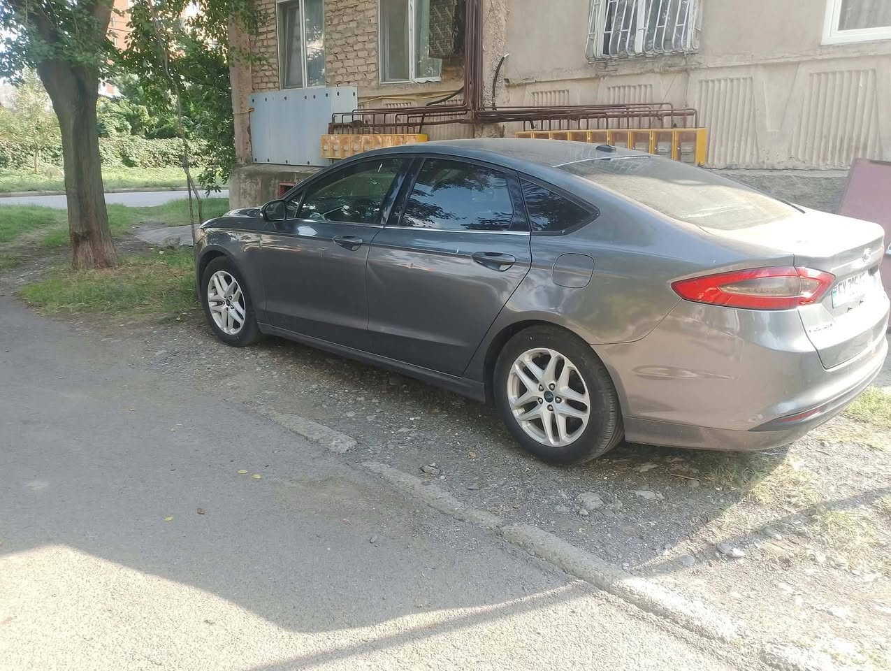 Ford FUSION ECOBOOST SE 2013 — 5,000$