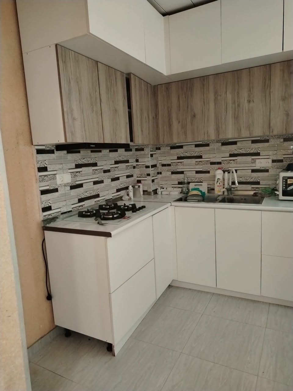 იყიდება 4-ოთახიანი ბინა, რუსთავი — $87,000