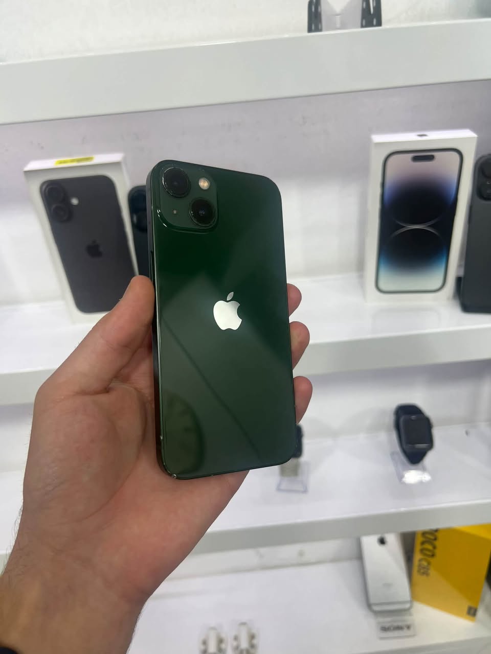 📱 iPhone 13 gine 69.000 ✨
