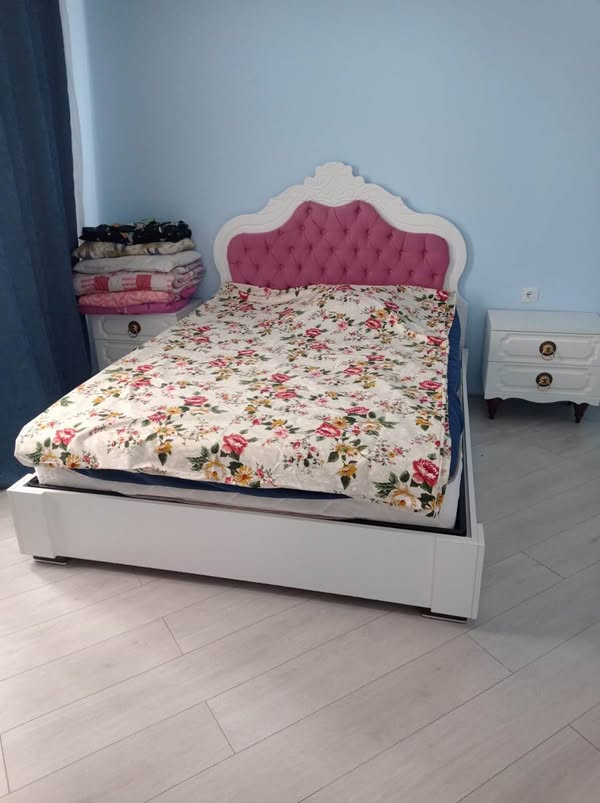 Avtomobil — 700₾