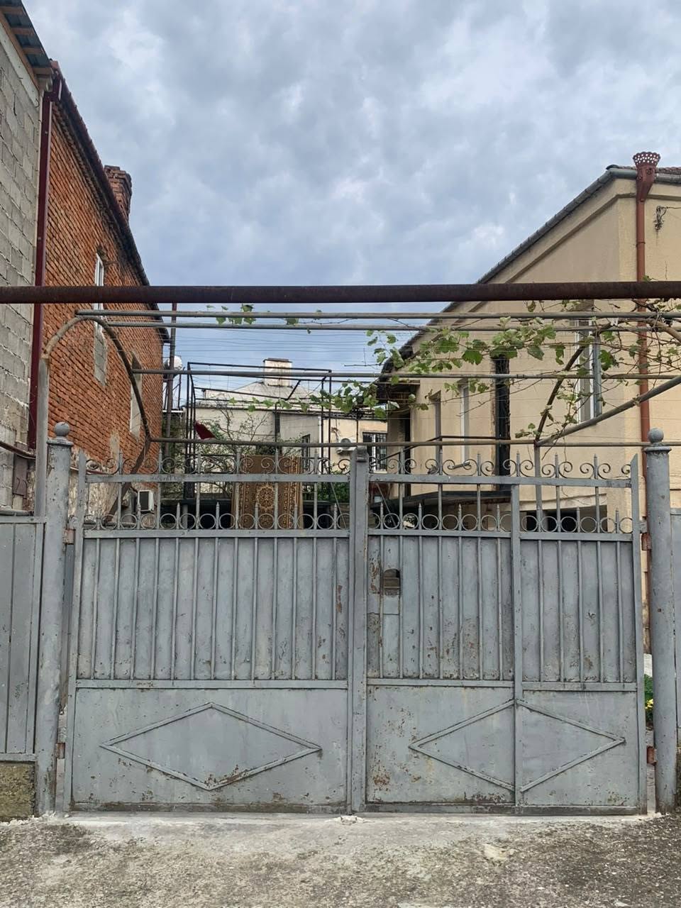 Продаётся железная калитка! Подходит для частного дома