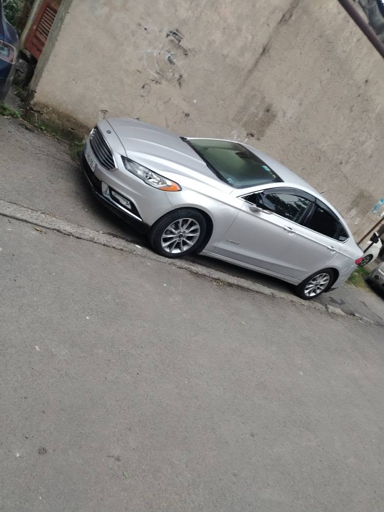 ჰიბრიდი 2017 — 7,800$