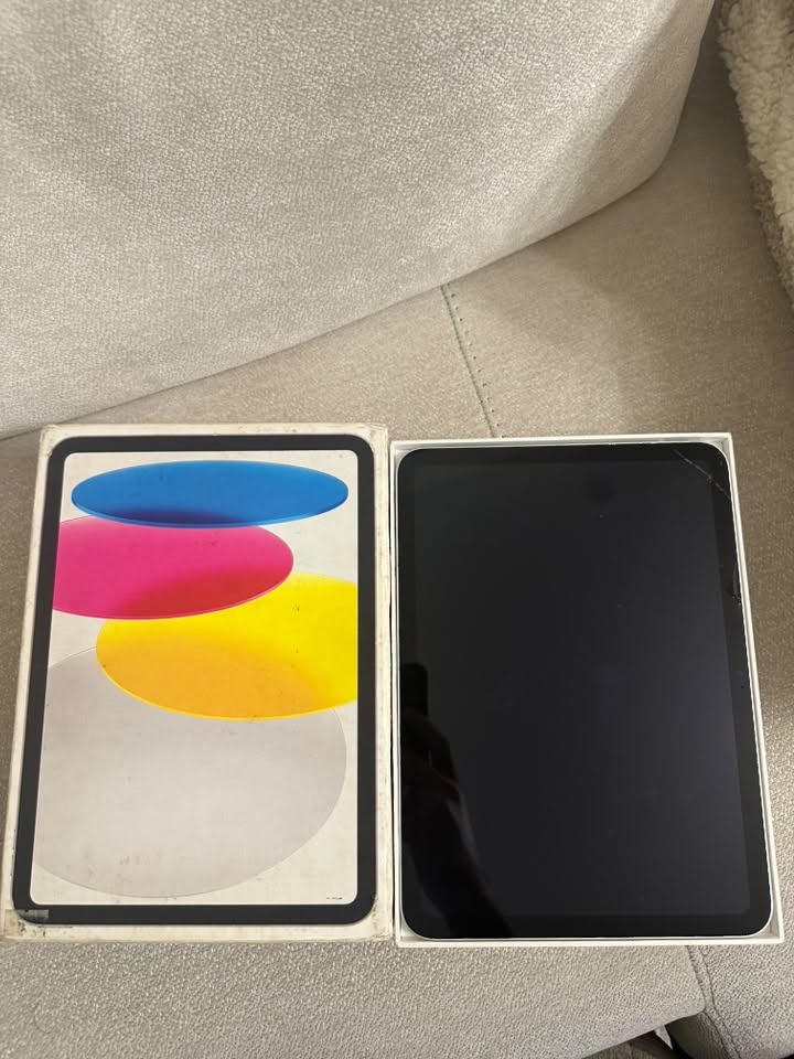 იყიდება ipad 10 შუშა აქვს შესაცვლელი
