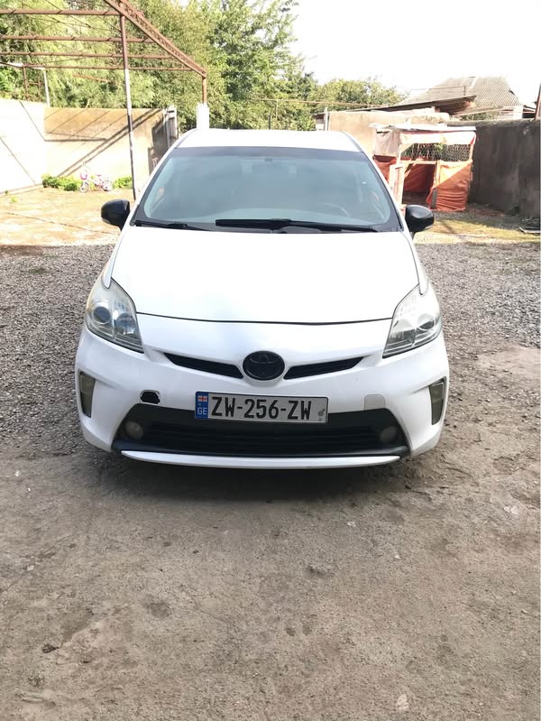 Avtomobil 2013 — 5,300$