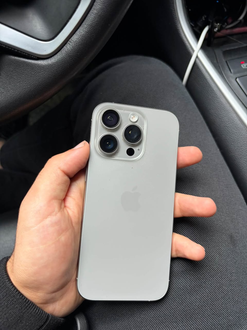 Telefona hiçbir şey lazım değil, fiyatı 2000₾