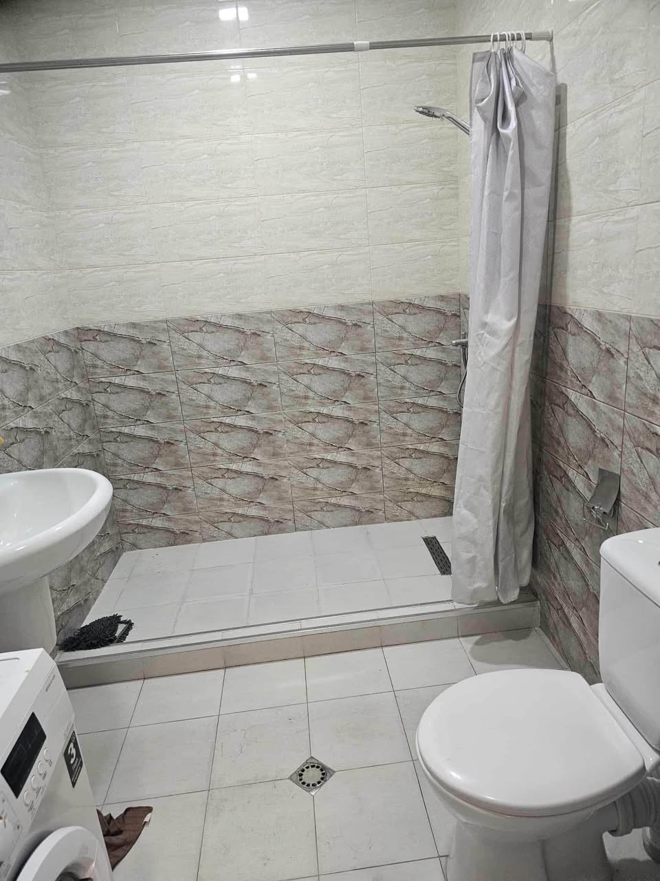 Kirayəyə mənzil verilir, Rustavi - 1,000 ₾