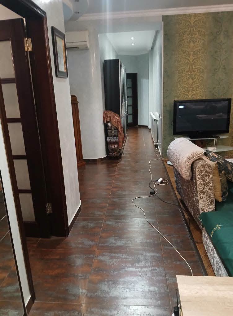 Mənzil satılır, Tbilisi — $228,000