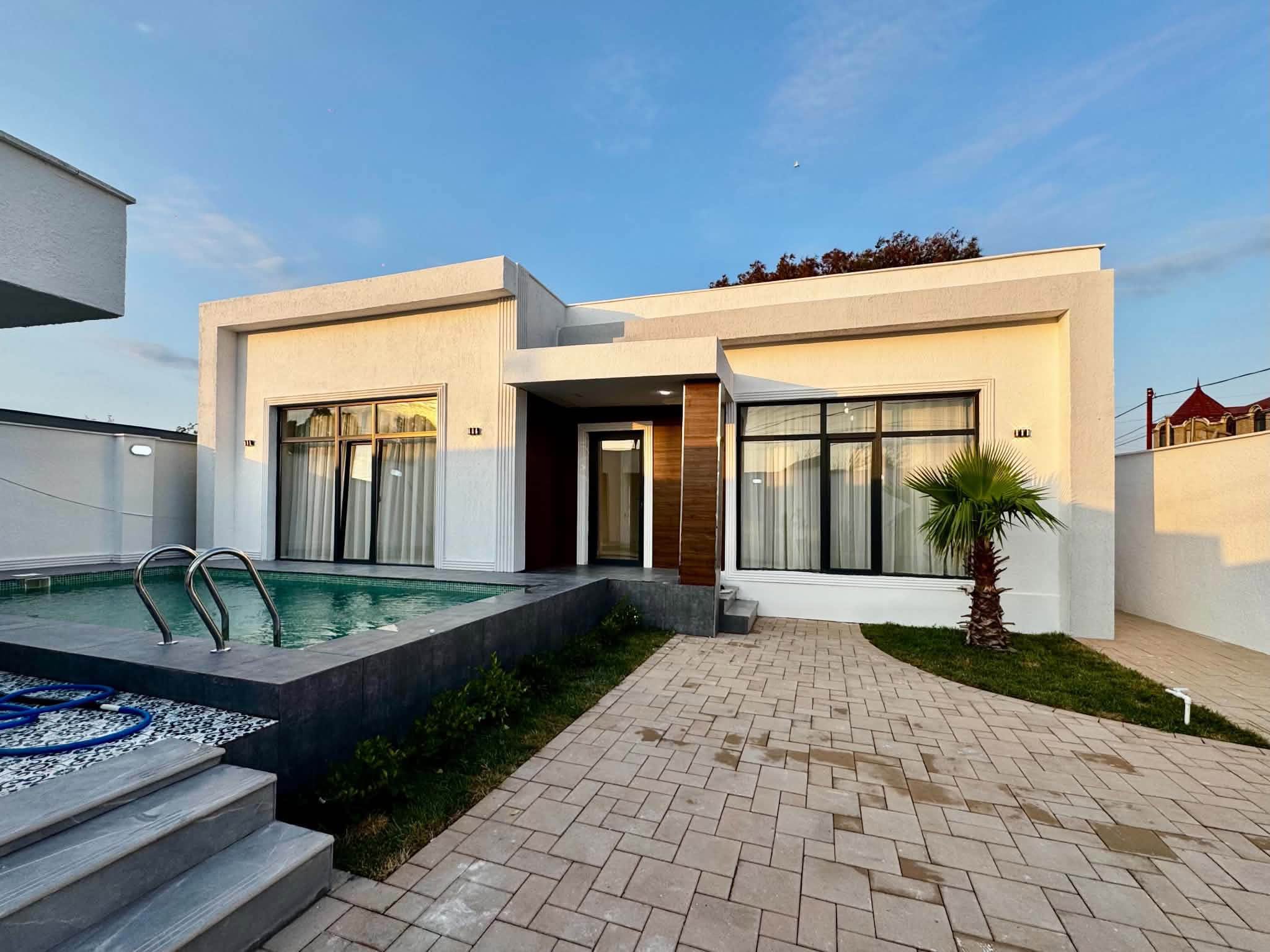 Продаётся 4-комнатная квартира, Баку — 175,000 ₼