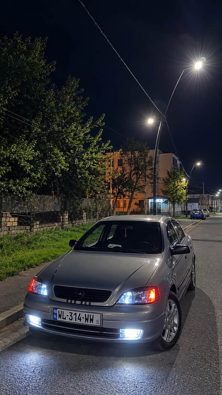 Opel 1999 — 3,300$