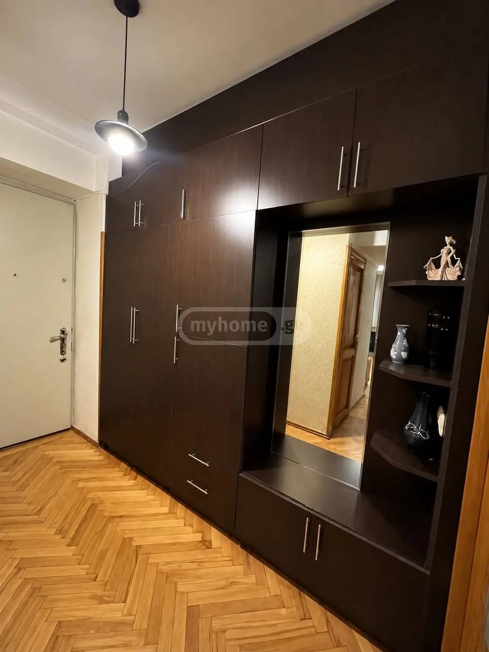 ქირავდება ბინა, თბილისი — 1,100 ₾