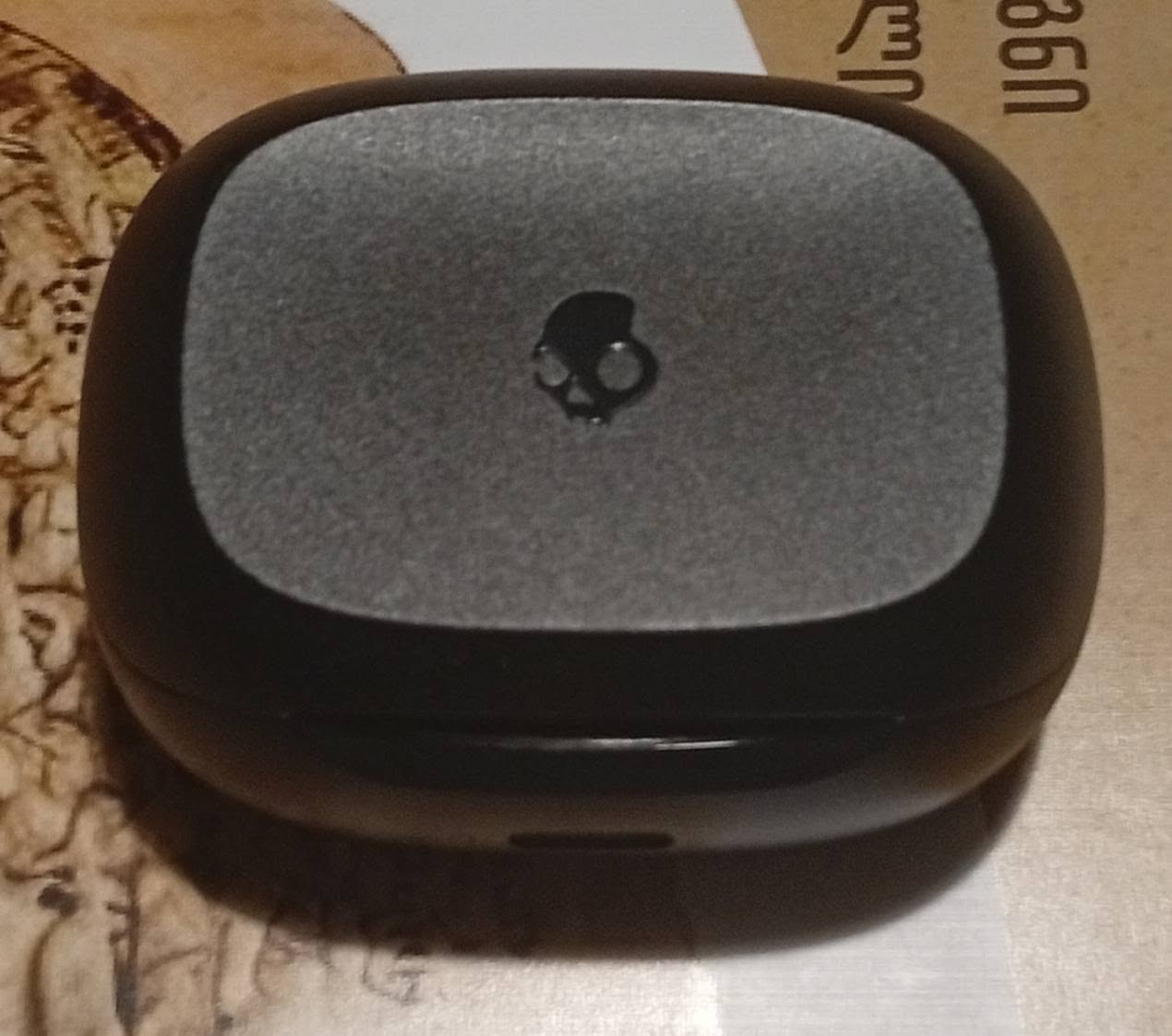 Merhaba, en yüksek kalitede Bluetooth kulaklıklar satılıyor