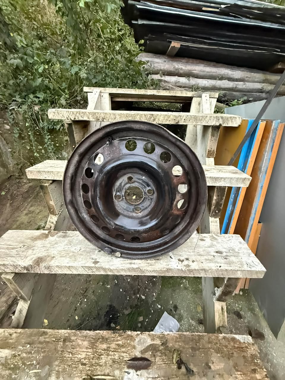 Salam! Bu disk 15 yanvar - 150₾-a satılır
