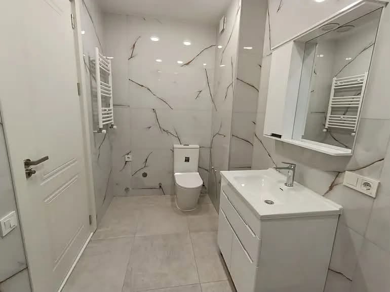 🏡 Aceleyle satılık yenilenmiş daire Moskova - 85,000$