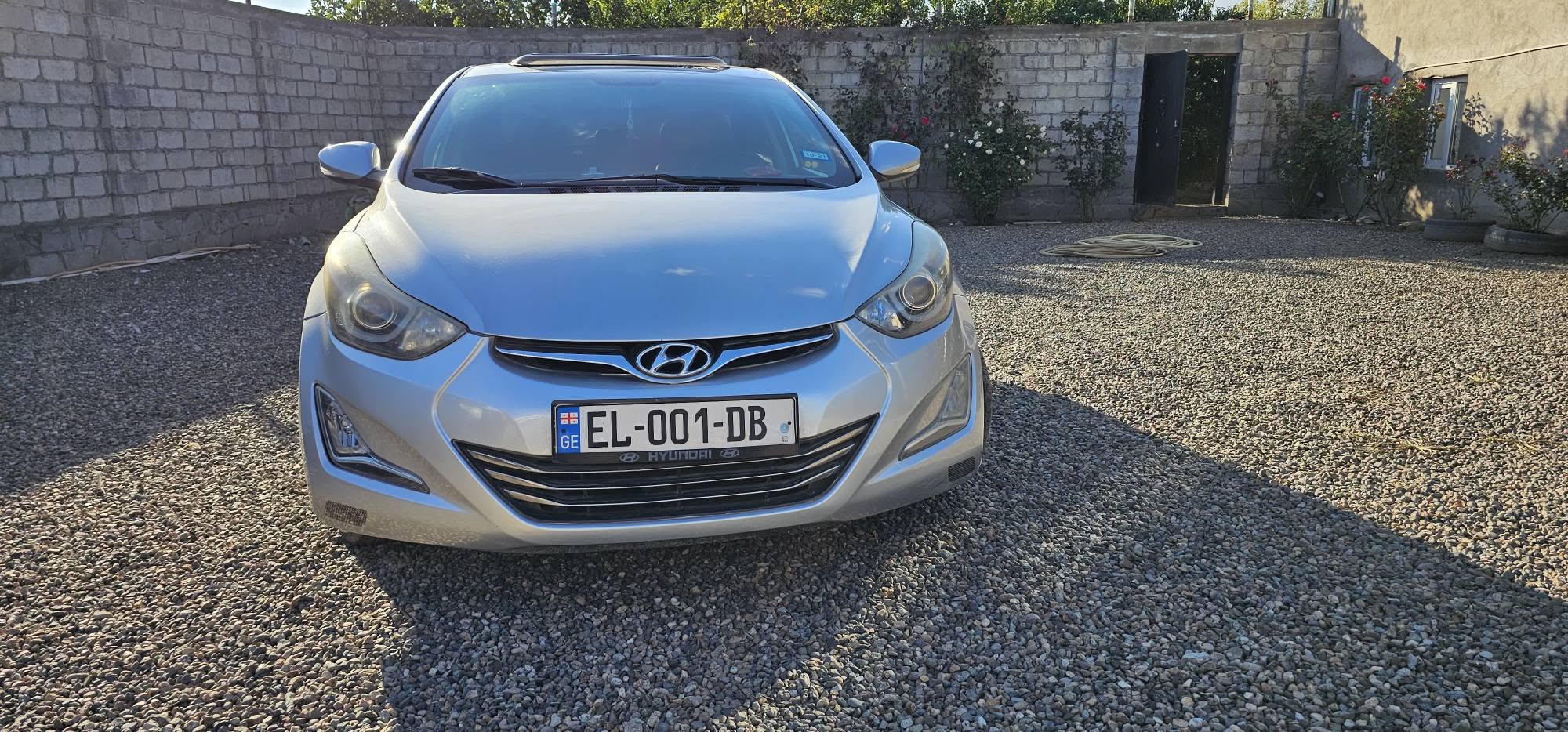 Avtomobil 2014 — 5,500$
