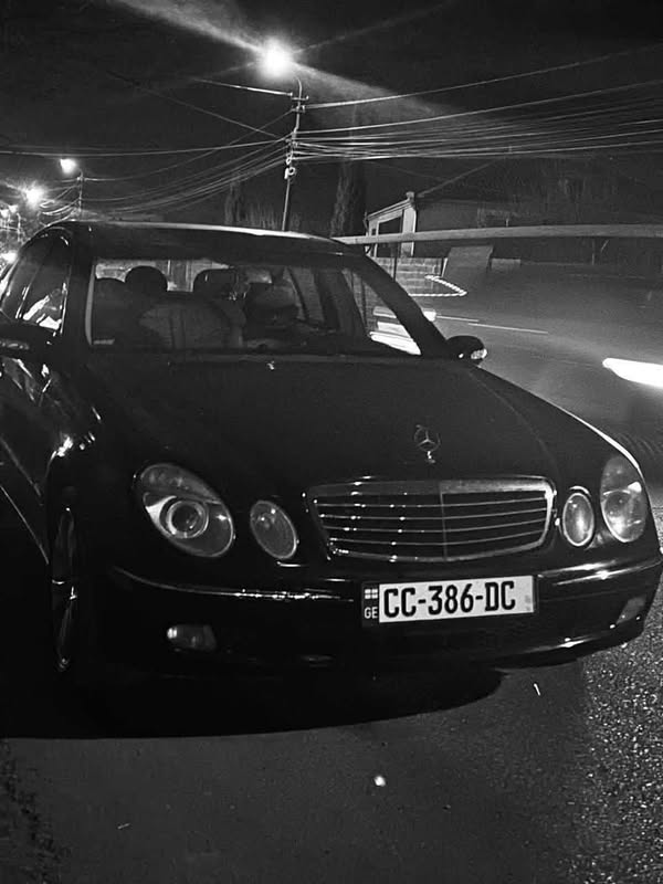 Avtomobil 2003