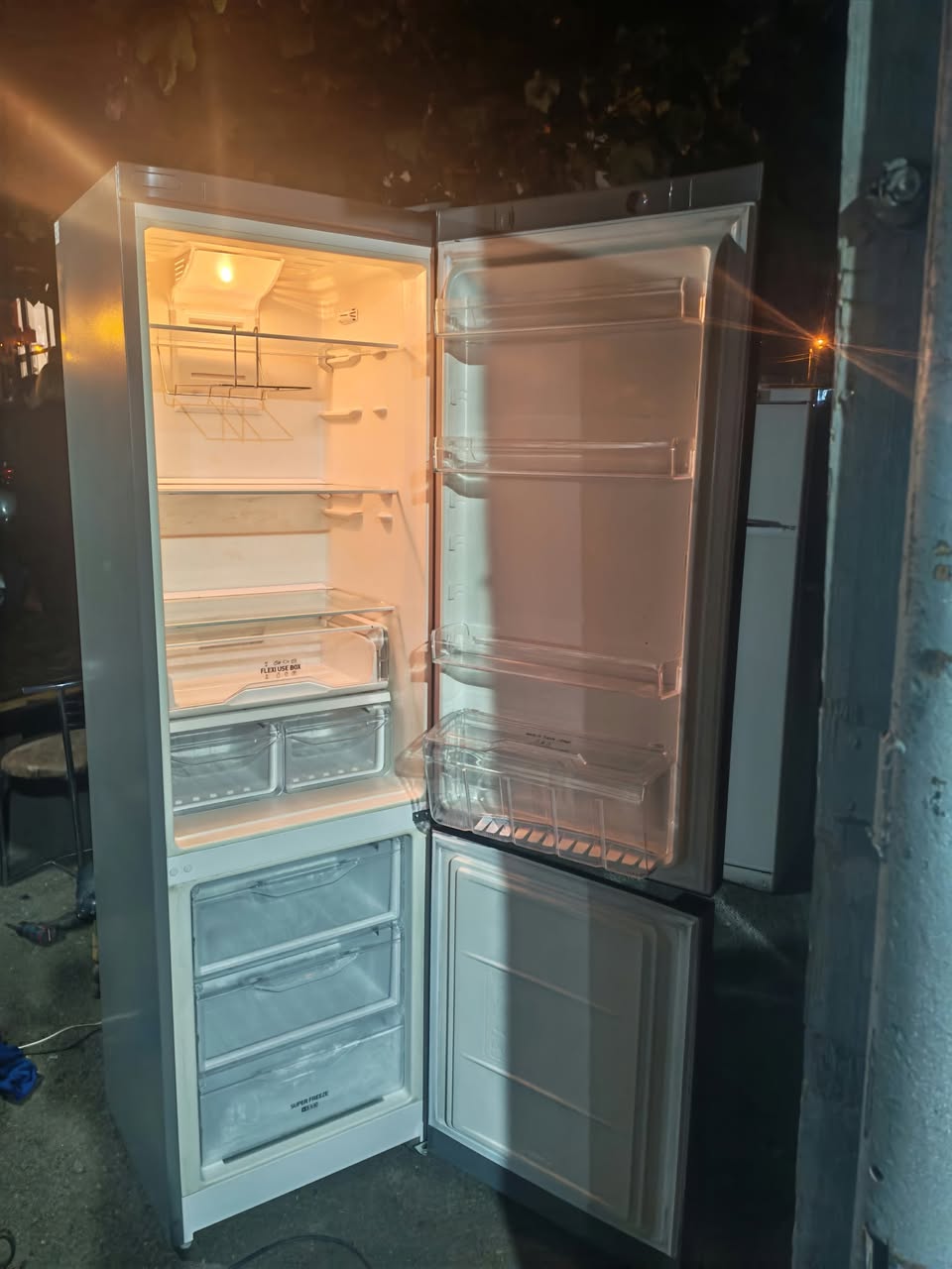 Indesit fridge for sale, completely dry freezing, 700₾
