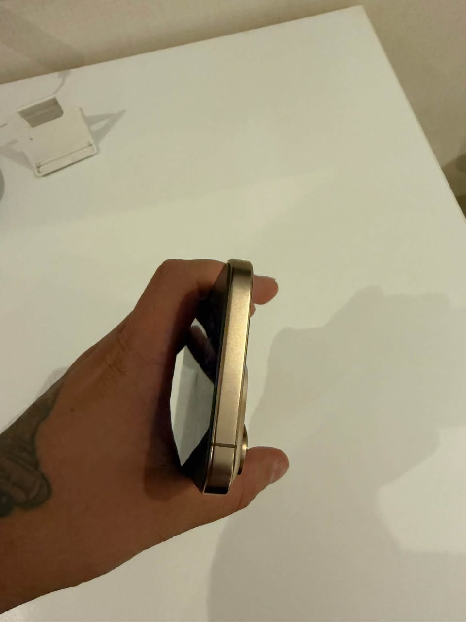 iPhone 16 Pro Max 2000 dolara satılık