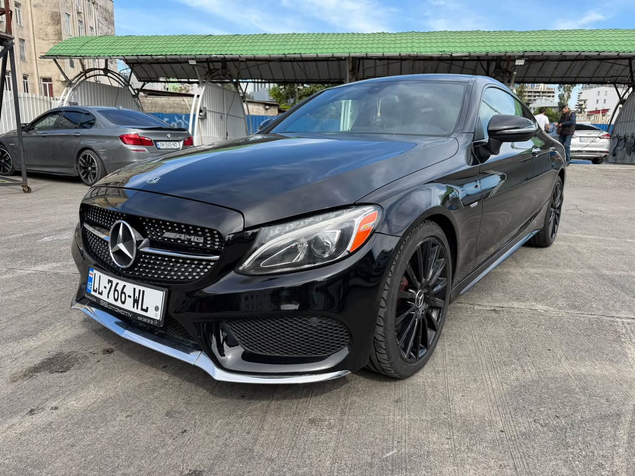 Mercedes benz C 300 2017 — 14,500$