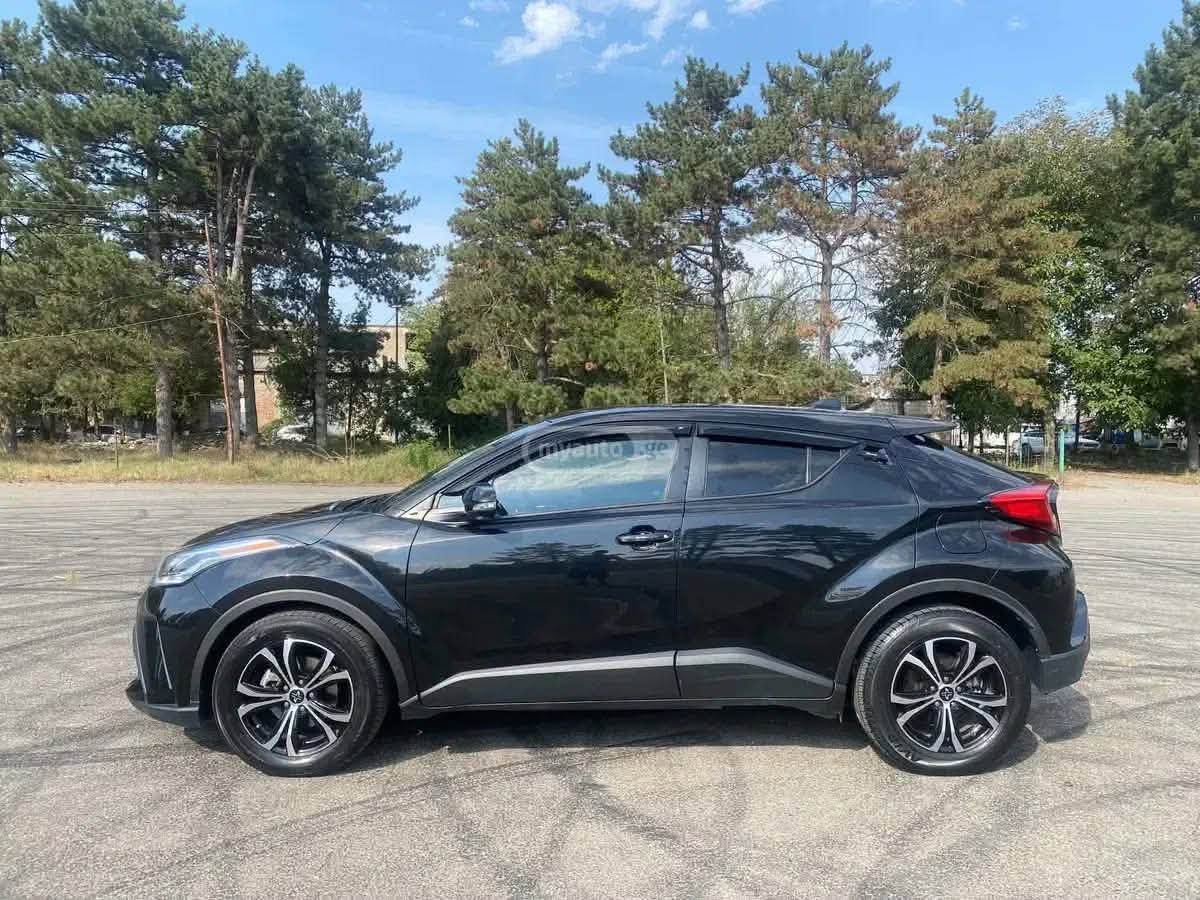 Avtomobil 2021 — 12,500$