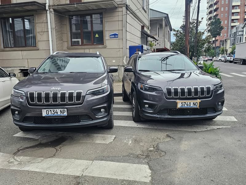Jeep Cherokee 2020