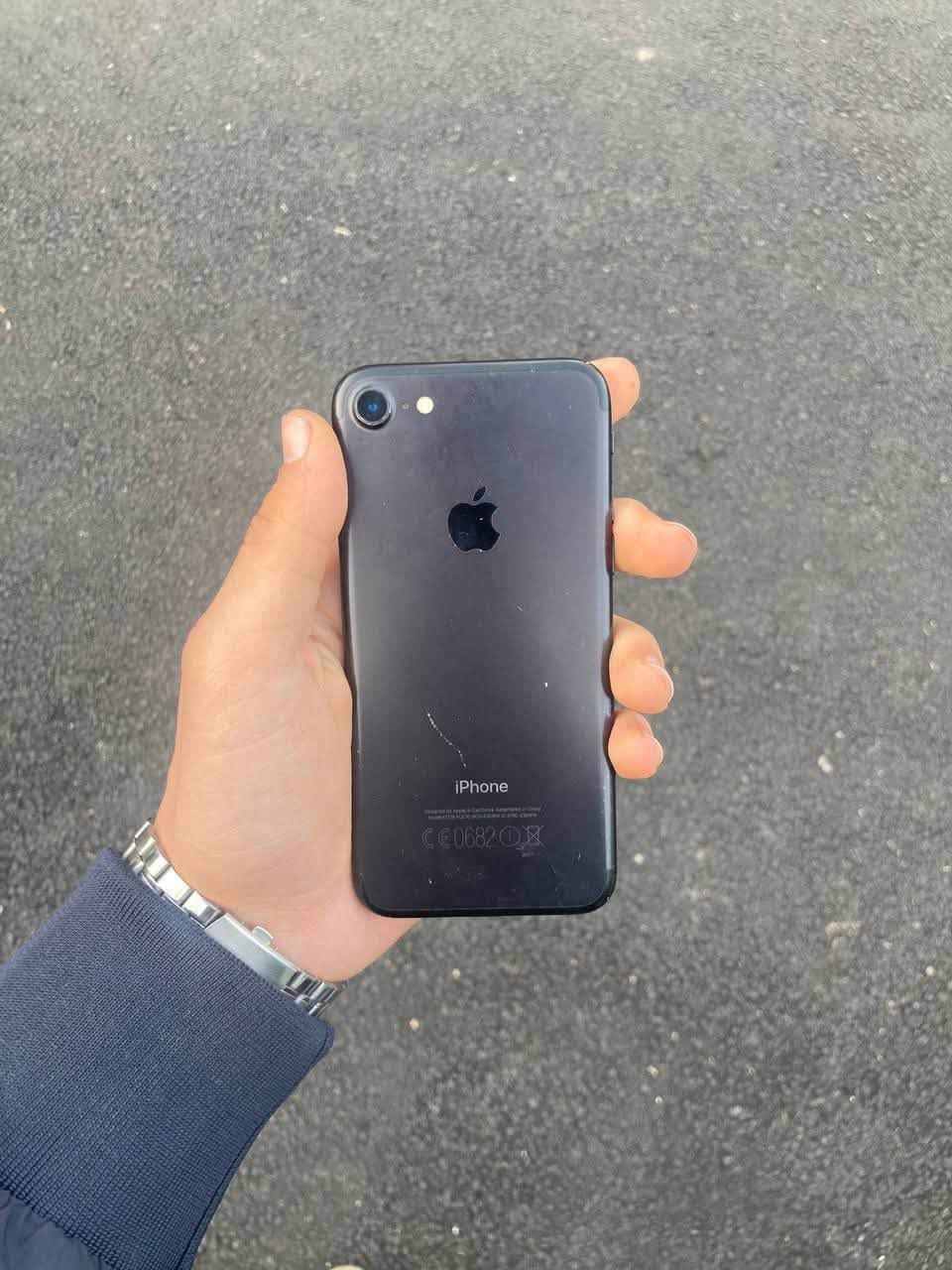 iPhone 7 32Gb 100% 20000 dram — 20,000 AMD