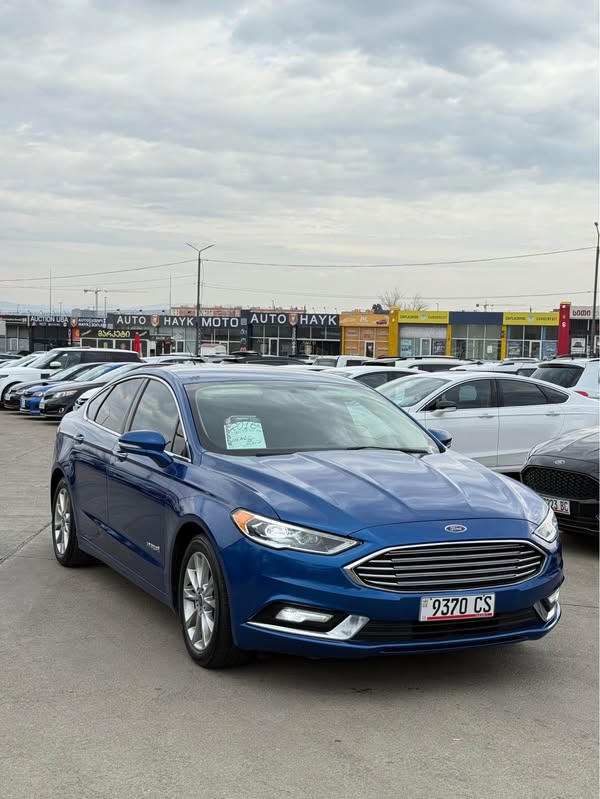 Avtomobil 2016 — 6,900$