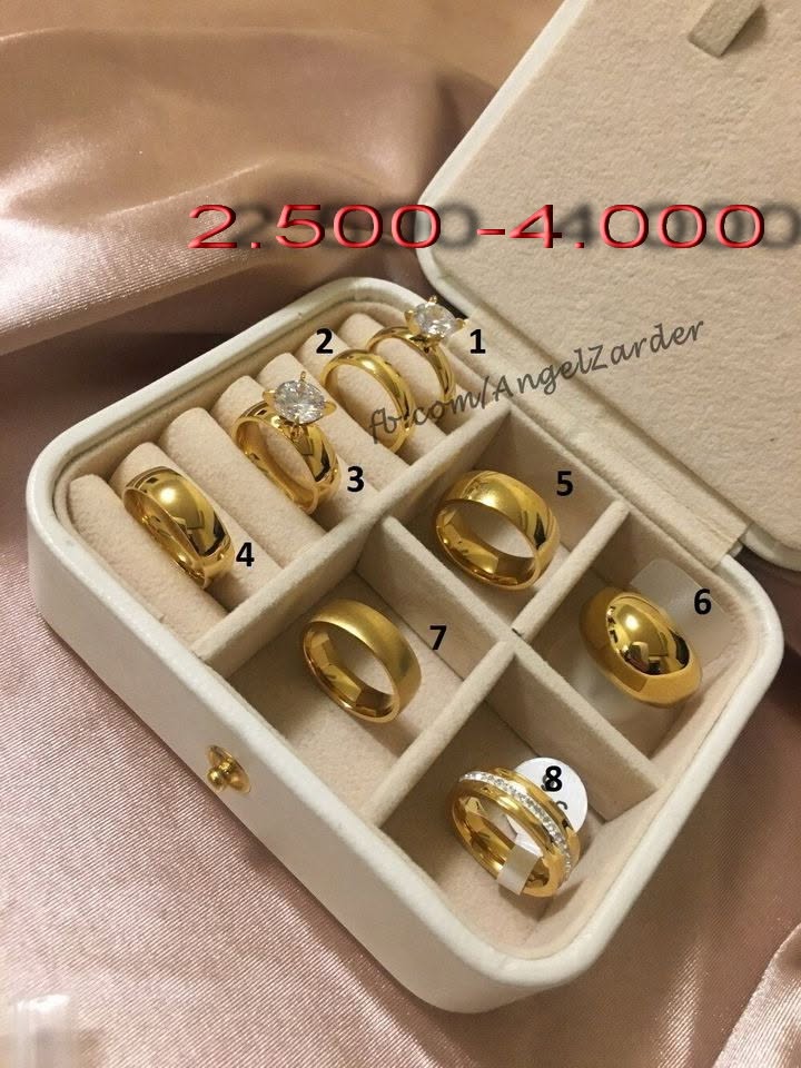 Gold-tone rings, several styles