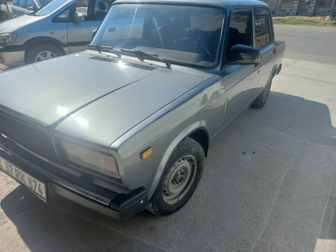 The car 2010