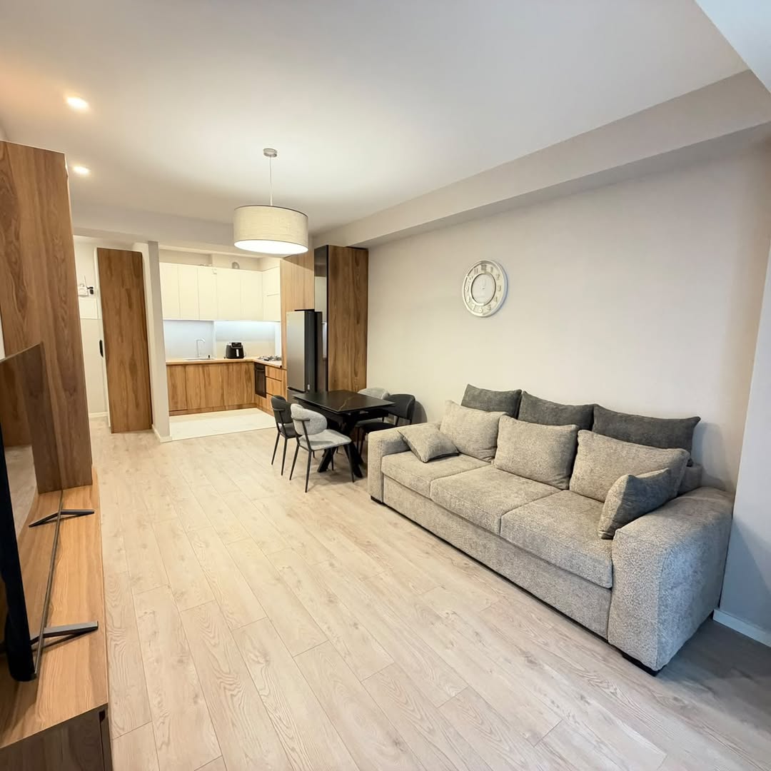 2 otaqlı mənzil kirayə, Tbilisi — $950