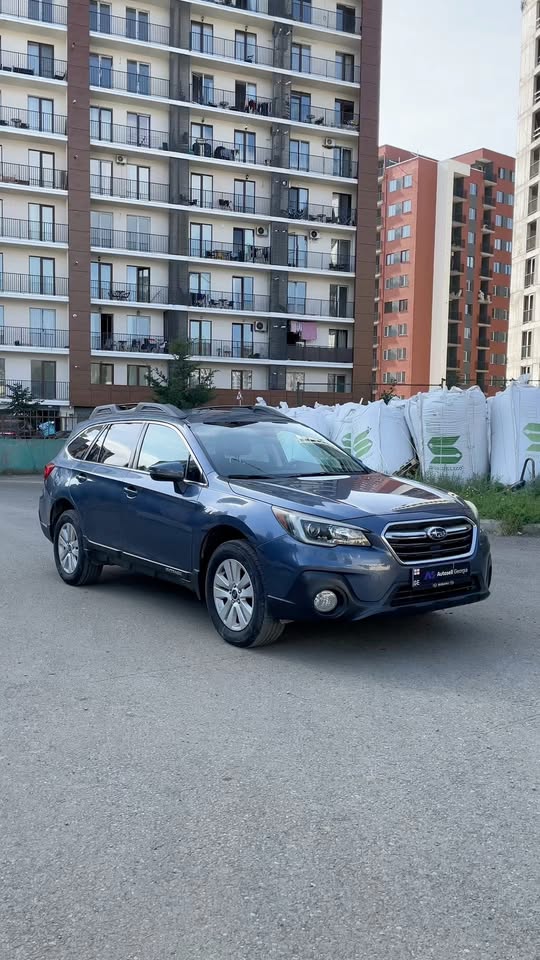 Subaru Outback 2018 — 11,000$