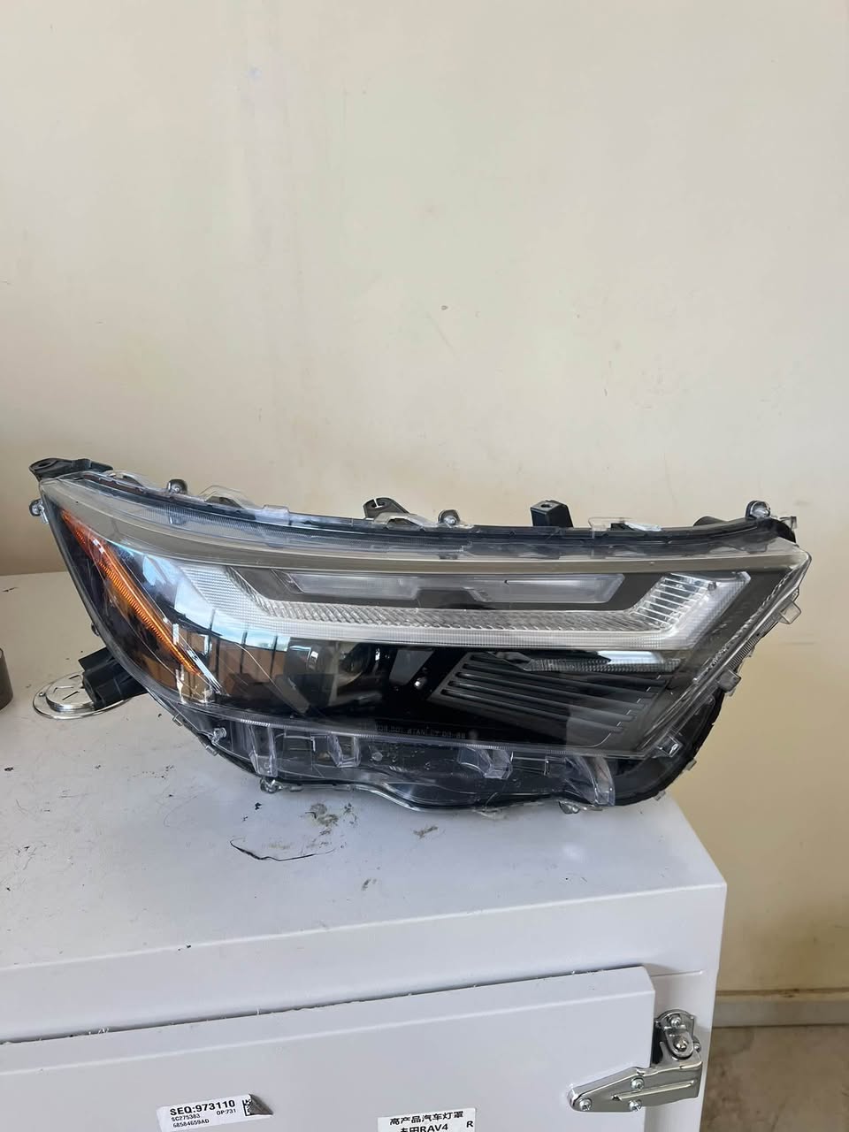 Полный Led оригинальный правый один замок — 650₾