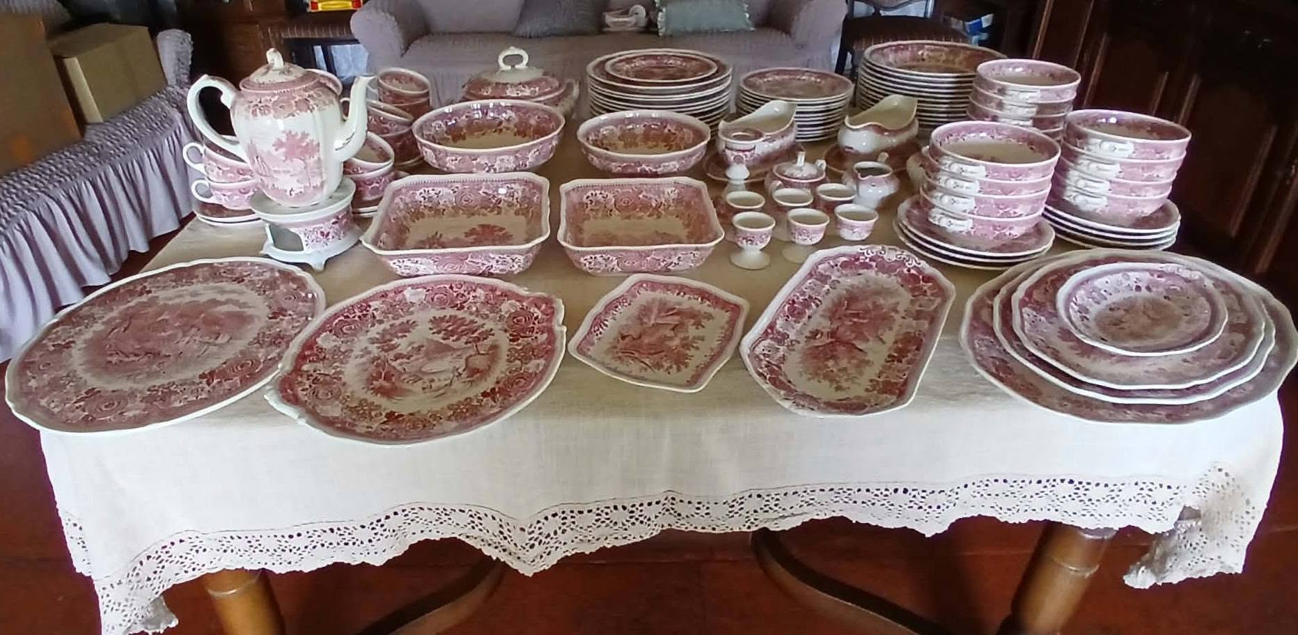 12 kişi için tam bir öğle yemeği ve kahve